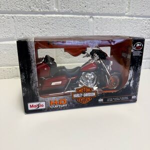 Maisto Harley-Davidson Red and Black Toy Motorcycle
